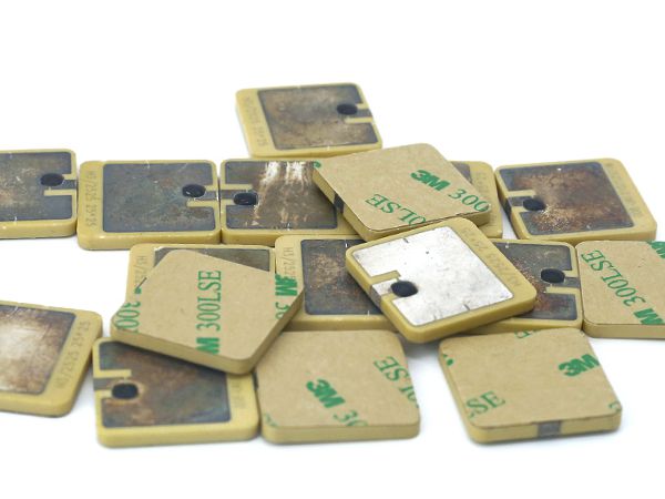 超高频抗金属陶瓷标签